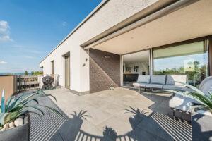 Terrasse Attikawohnung Lounge Seeblick